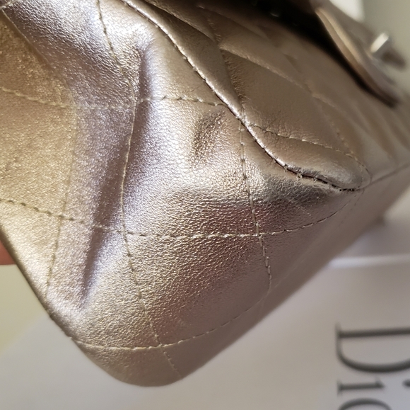 Chanel classic dark gold medium bag - Picture 9 of 16